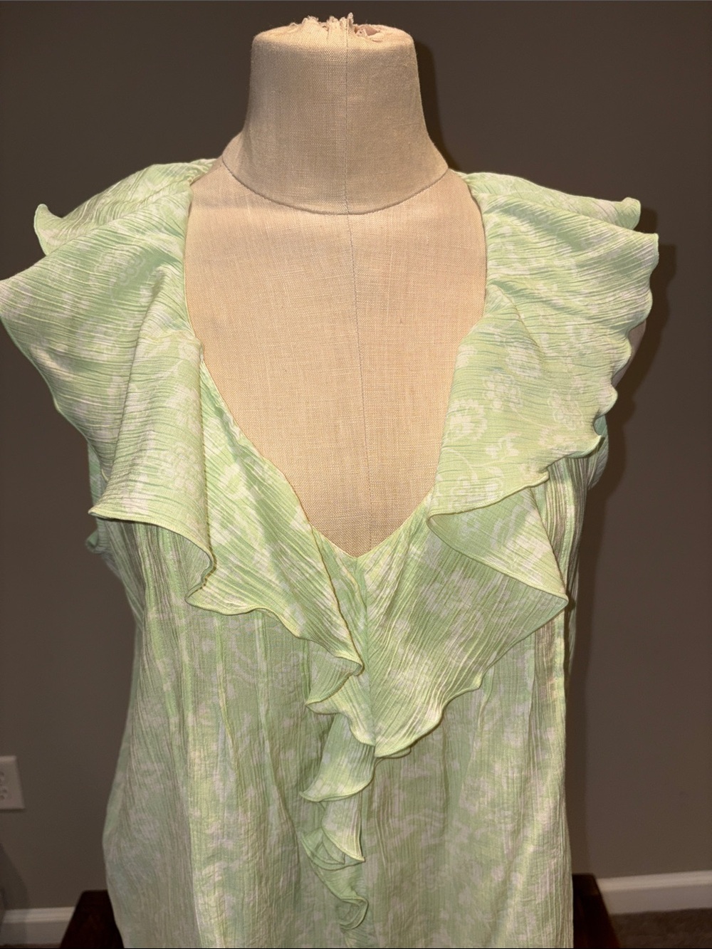 Loft Garden Pleated Ruffle Shell Size S - Picture 4 of 12